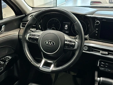 Kia K5, 2021г, передний привод, автомат