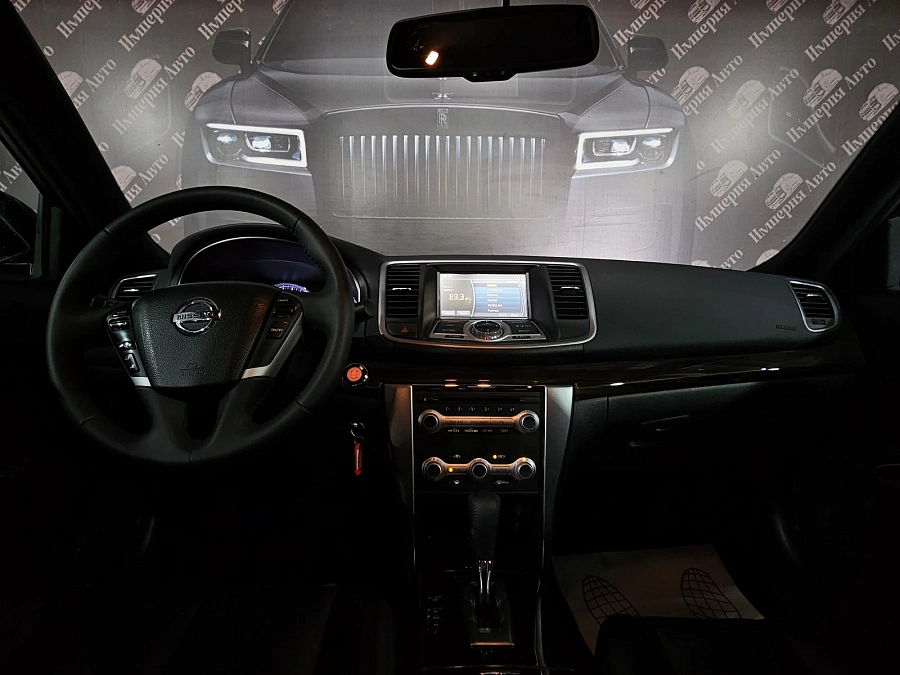 Nissan Teana, 2011г., передний привод, вариатор