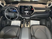 Toyota Highlander, 2025г., полный привод, автомат