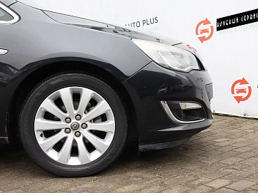 Opel Astra, 2012г, передний привод, автомат
