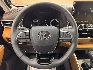 Toyota Highlander, 2025г, полный привод, автомат