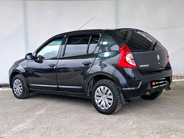 Renault Sandero, 2011г, передний привод, механика
