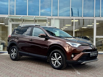 Toyota RAV4, 2017г, полный привод, вариатор