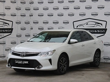 Toyota Camry, 2017г, передний привод, автомат
