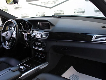 Mercedes-Benz E-Класс, 2013г, задний привод, автомат