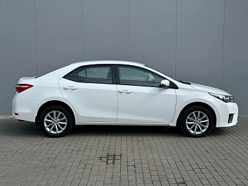 Toyota Corolla, 2013г., передний привод, механика