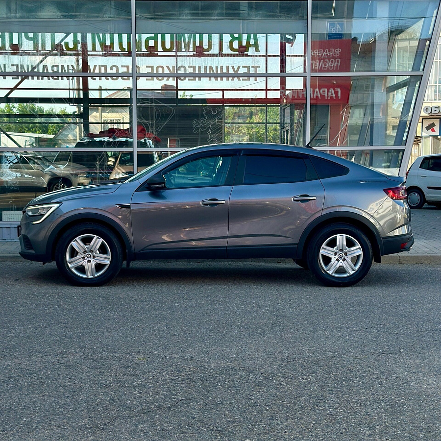 Renault Arkana, 2019г., передний привод, вариатор