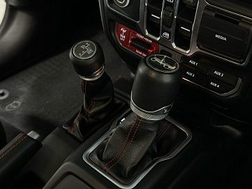 Jeep Wrangler, 2019г, полный привод, автомат