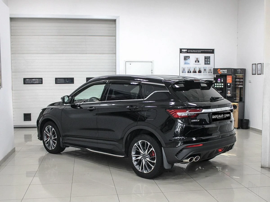 Geely Coolray, 2021г., передний привод, робот