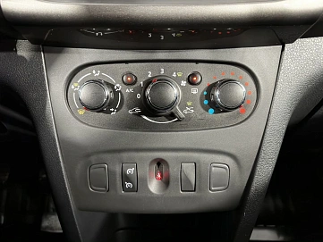 Renault Sandero, 2018г, передний привод, механика