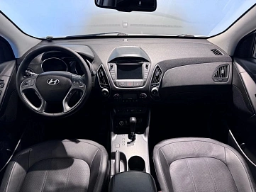 Hyundai ix35, 2013г, передний привод, автомат