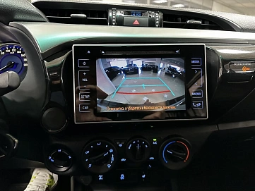 Toyota Hilux, 2018г, полный привод, автомат