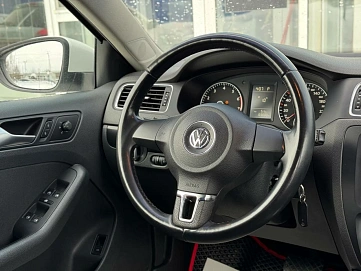 Volkswagen Jetta, 2012г, передний привод, автомат