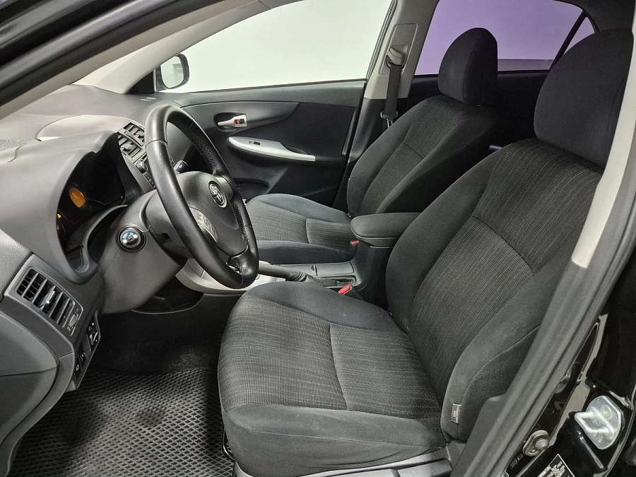 Toyota Corolla, 2008г., передний привод, автомат