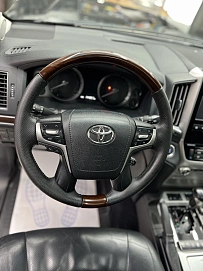 Toyota Land Cruiser, 2015г, полный привод, автомат