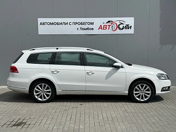 Volkswagen Passat, 2011г, передний привод, робот