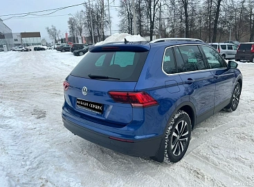 Volkswagen Tiguan, 2019г, передний привод, робот