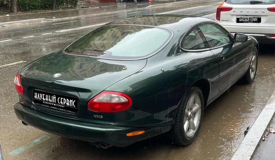 Jaguar XK, 1998г., задний привод, автомат