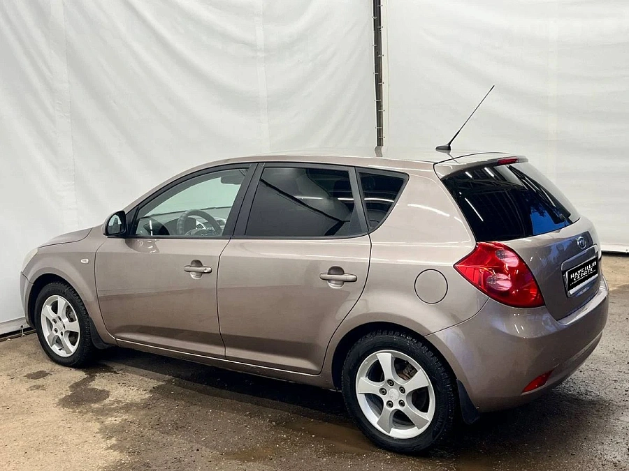 Kia Ceed, 2007г., передний привод, механика