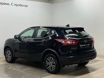 Nissan Qashqai, 2017г, передний привод, вариатор