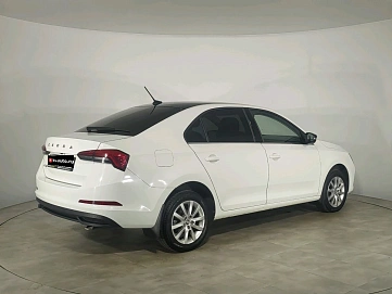Skoda Rapid, 2021г, передний привод, робот
