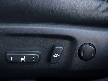 Toyota Camry, 2015г, передний привод, автомат