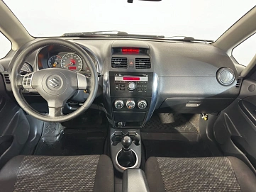 Suzuki SX4, 2008г, передний привод, механика