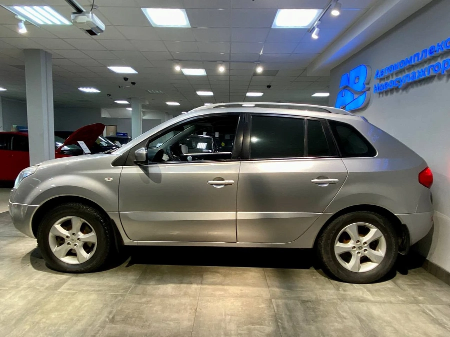 Renault Koleos, 2008г., полный привод, вариатор