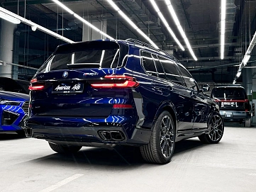 BMW X7, 2024г, полный привод, автомат