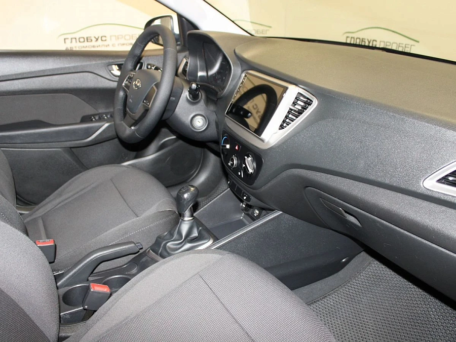 Hyundai Solaris, 2019г., передний привод, механика