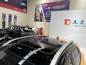 Kia Stonic, 2022г, передний привод, автомат