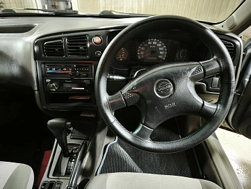 Nissan Expert, 2001г, передний привод, автомат