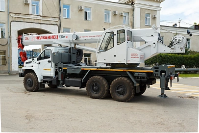 Челябинец КС 55732, 2025г