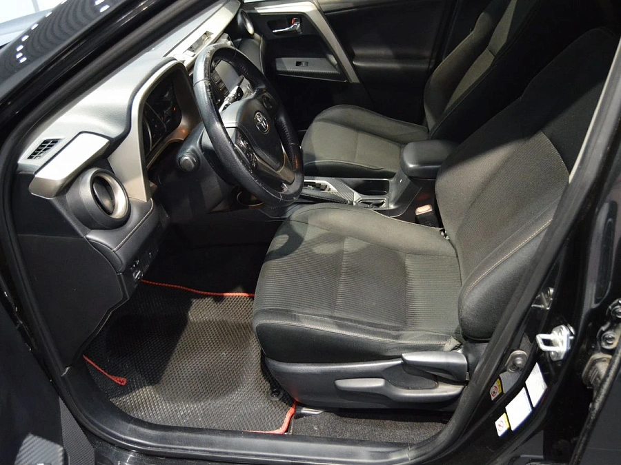 Toyota RAV4, 2014г., полный привод, вариатор