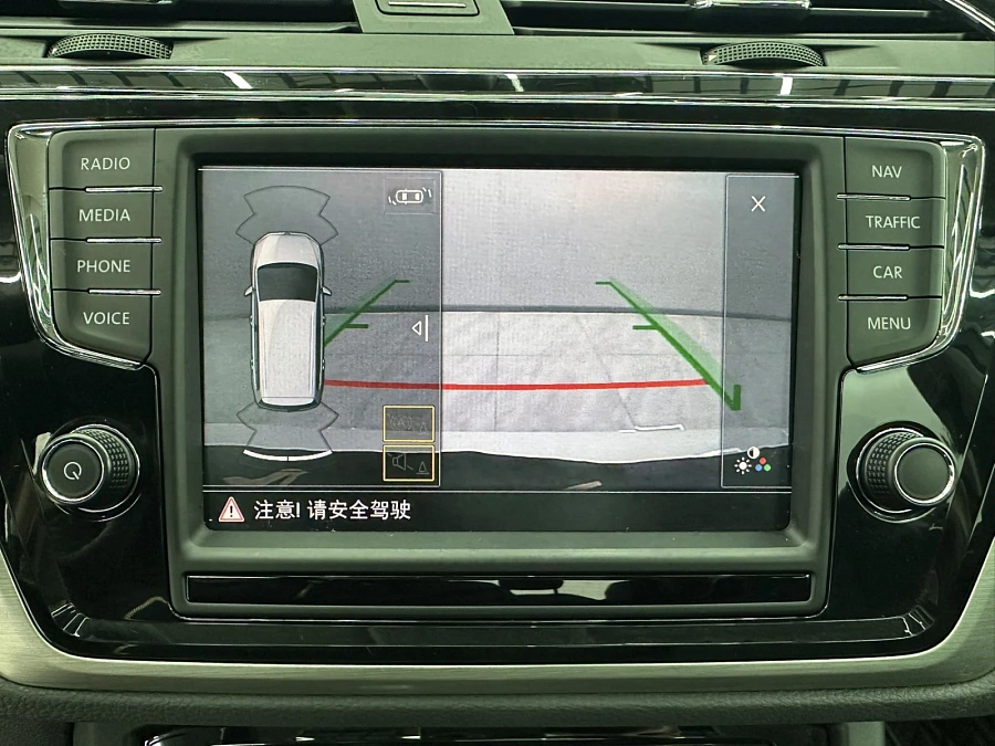 Volkswagen Touran, 2021г., передний привод, робот