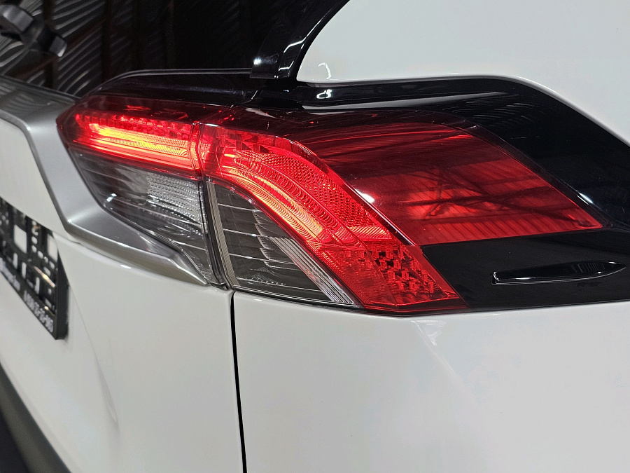 Toyota RAV4, 2019г., передний привод, вариатор