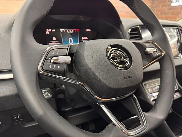 Skoda Karoq, 2025г, передний привод, робот