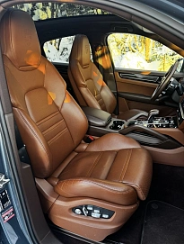 Porsche Cayenne, 2019г, полный привод, автомат