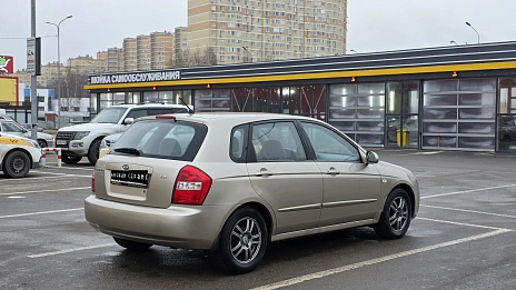 Kia Cerato, 2005г, передний привод, автомат