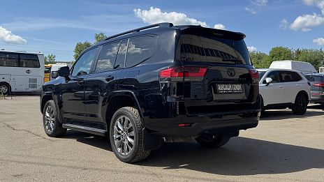 Toyota Land Cruiser, 2021г, полный привод, автомат