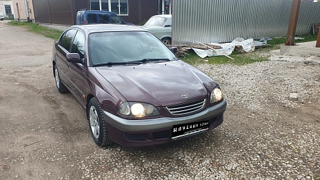 Toyota Avensis, 1999г, передний привод, механика