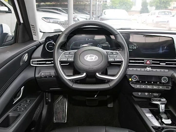 Hyundai Elantra, 2026г, передний привод, вариатор