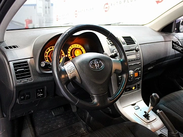 Toyota Corolla, 2008г, передний привод, робот