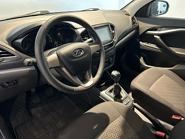 Lada (ВАЗ) Vesta, 2017г, передний привод, механика