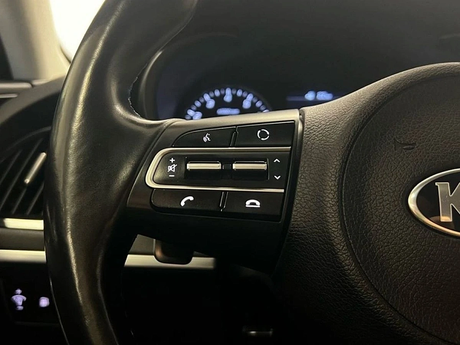 Kia Stinger, 2019г., передний привод, автомат