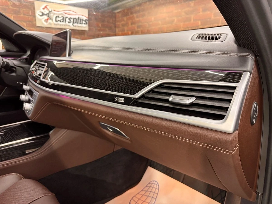 BMW 7 серии, 2020г., полный привод, автомат