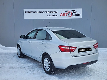 Lada (ВАЗ) Vesta, 2018г, передний привод, механика