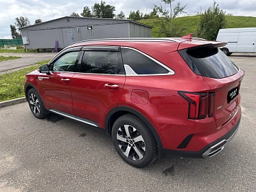 Kia Sorento, 2021г, полный привод, робот