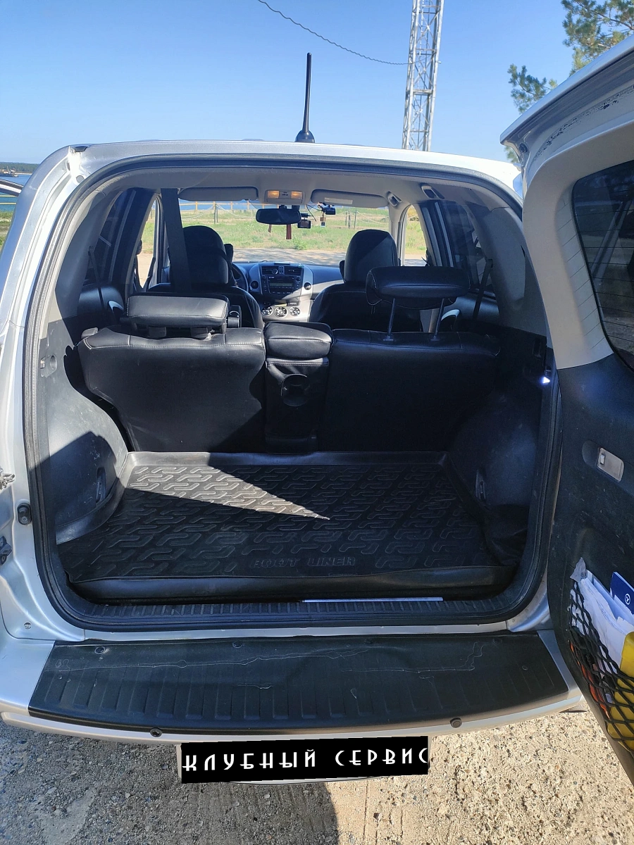 Toyota RAV4, 2009г., полный привод, автомат