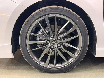 Toyota Camry, 2025г, передний привод, вариатор